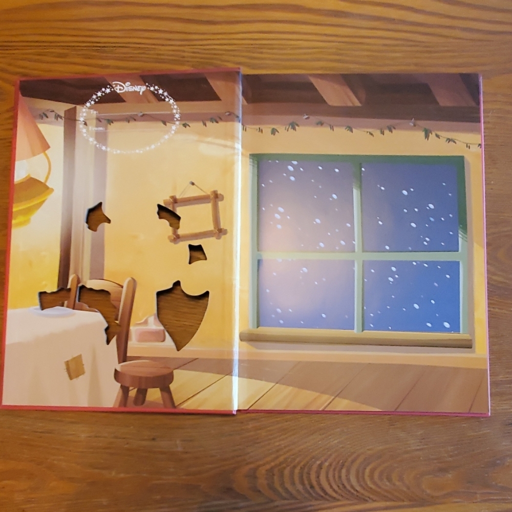 2 DISNEY bks: PETER PAN & MICKEY'S CHRISTMAS CAROL - Picture 6 of 8